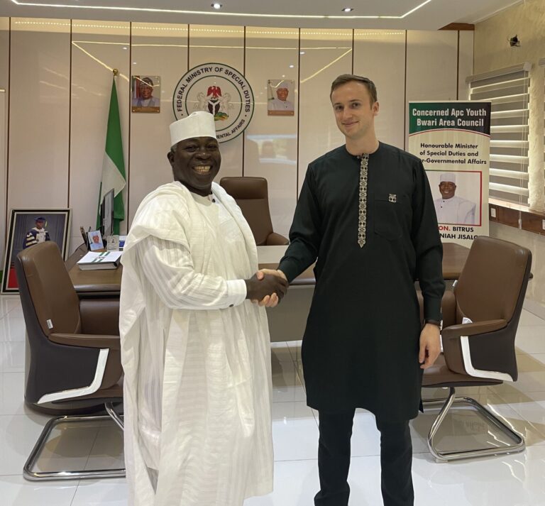 Meeting Minister Nigeria Sana Pads